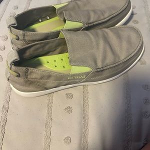 Men’s crocs dress casual shoes